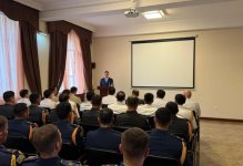Hərbi prokuror Heydər Əliyev adına Hərbi İnstitutun kursantları ilə görüşüb (FOTO)