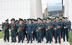 Dövlət və hökumət rəsmiləri Zəfər parkını ziyarət ediblər (FOTO/VİDEO)
