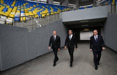 Prezident İlham Əliyev Gəncə şəhər stadionunun açılışında iştirak edib (FOTO)