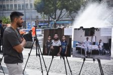 Münhenin mərkəzi meydanında Azərbaycanın mina qurbanlarına dair fotosərgi açılıb (FOTO)