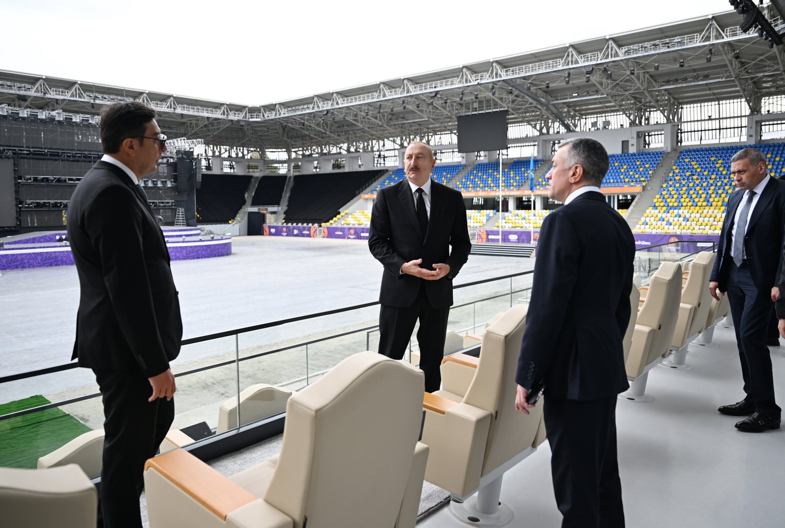 Prezident İlham Əliyev Gəncə şəhər stadionunun açılışında iştirak edib (FOTO)
