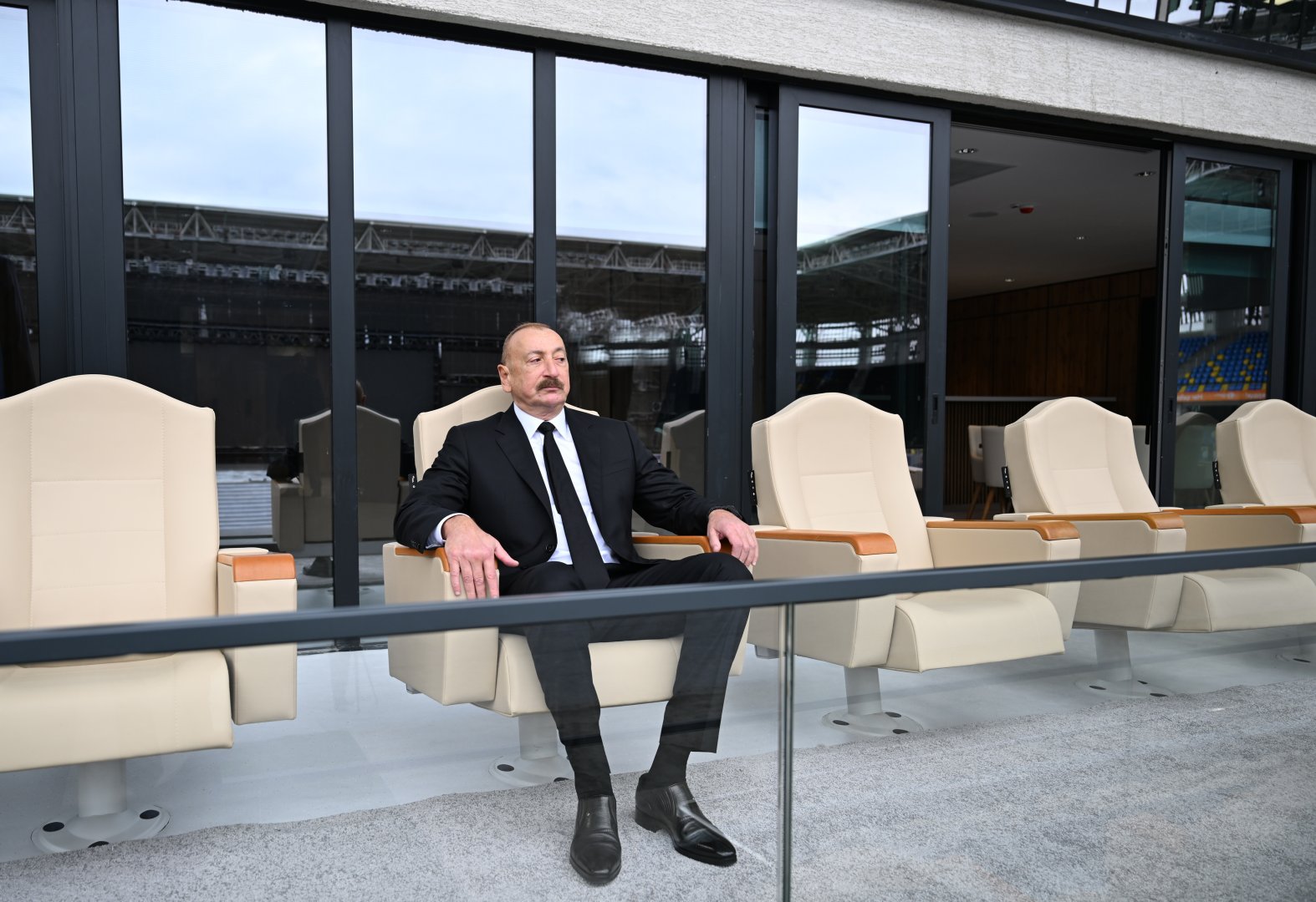 Prezident İlham Əliyev Gəncə şəhər stadionunun açılışında iştirak edib (FOTO)