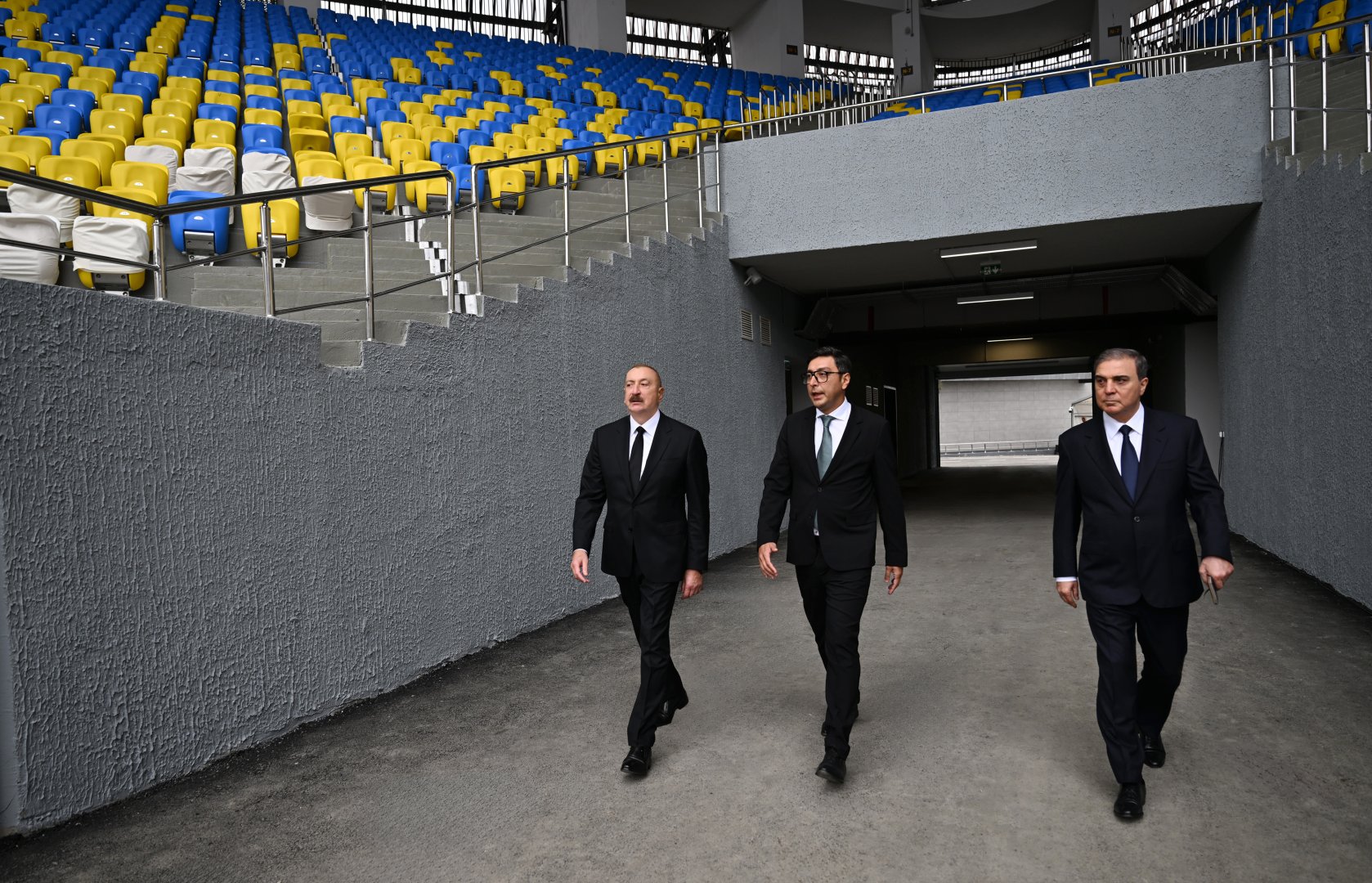 Prezident İlham Əliyev Gəncə şəhər stadionunun açılışında iştirak edib (FOTO)