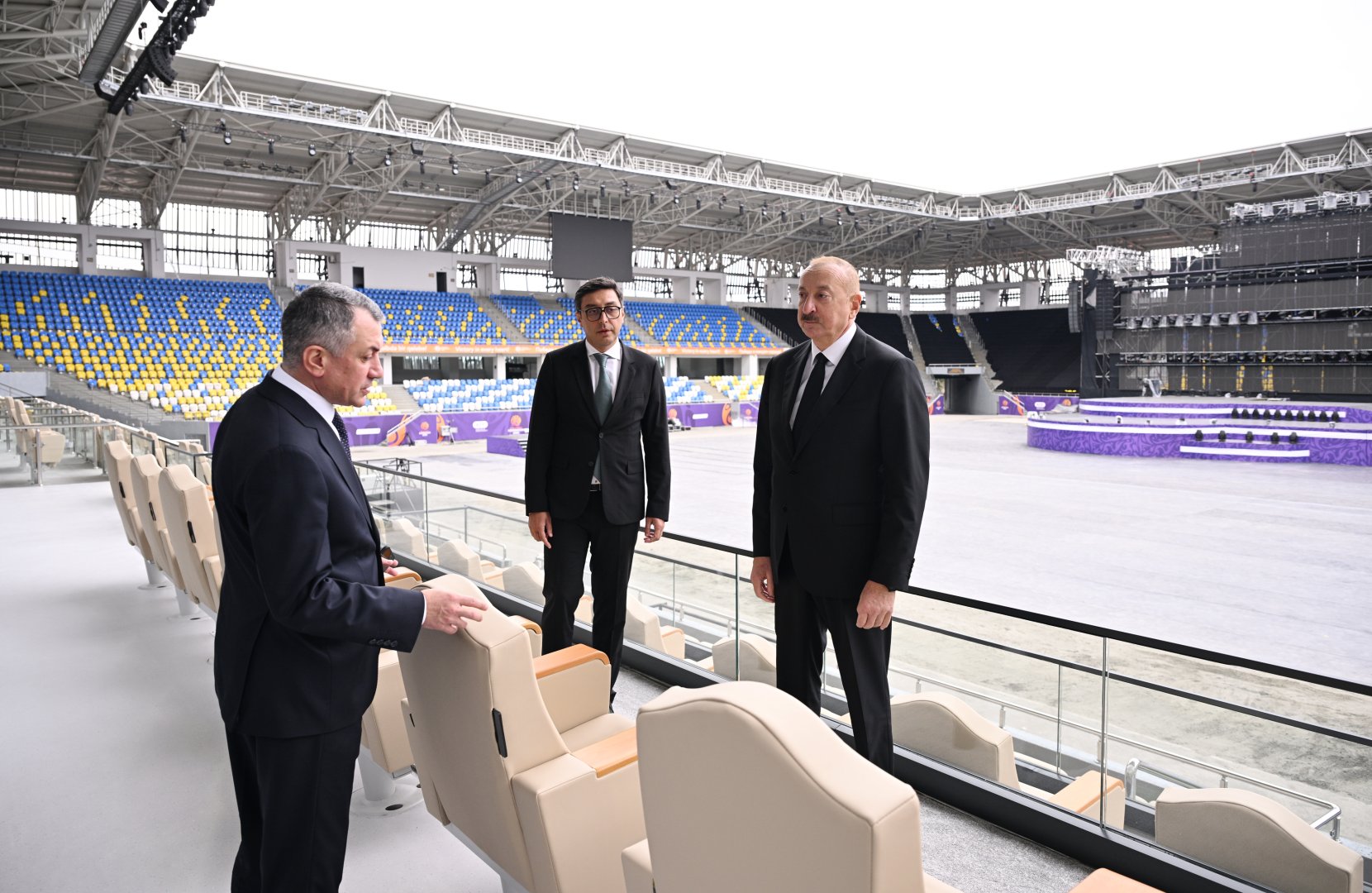 Prezident İlham Əliyev Gəncə şəhər stadionunun açılışında iştirak edib (FOTO)