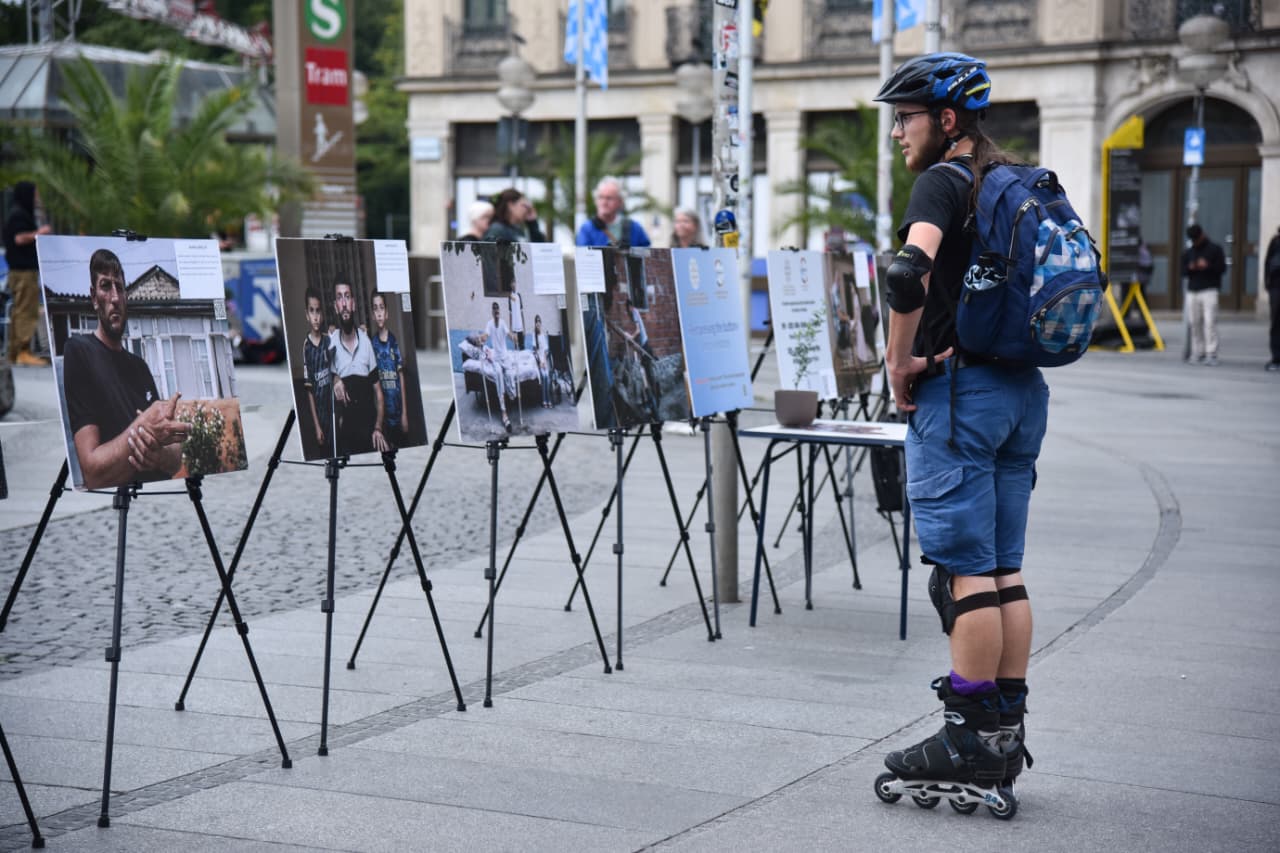 Münhenin mərkəzi meydanında Azərbaycanın mina qurbanlarına dair fotosərgi açılıb (FOTO)