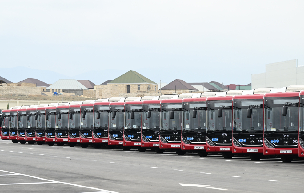 Prezident İlham Əliyev “BakuBus” MMC-nin Gəncə Avtoparkının açılışında iştirak edib (FOTO)