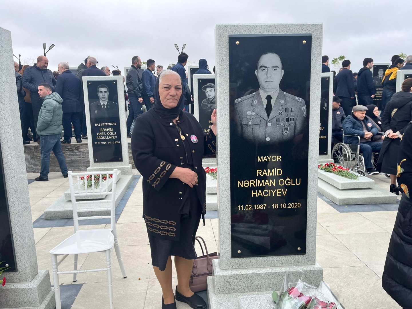O balasından, mən də balamdan doymadım - Şəhid valideynləri övladlarını andılar (FOTO)