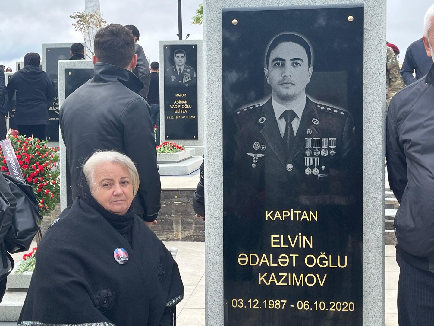 O balasından, mən də balamdan doymadım - Şəhid valideynləri övladlarını andılar (FOTO)