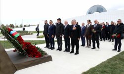 Türkiyəli rektorlar Zəfər parkını ziyarət ediblər (FOTO)