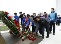 Azərbaycan Könüllü Təşkilatları İttifaqı tərəfindən 27 Sentyabr – Anım Gününə həsr olunmuş kütləvi silsilə tədbirlər həyata keçirilib (FOTO)