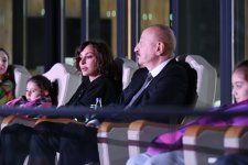 Prezident İlham Əliyev və Birinci xanım Mehriban Əliyevanın Gəncədə şəhid övladları ilə səmimi görüşü (FOTO/VİDEO)