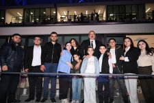 Prezident İlham Əliyev və Birinci xanım Mehriban Əliyevanın Gəncədə şəhid övladları ilə səmimi görüşü (FOTO/VİDEO)