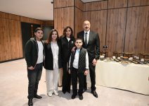 Prezident İlham Əliyev və Birinci xanım Mehriban Əliyevanın Gəncədə şəhid övladları ilə səmimi görüşü (FOTO/VİDEO)