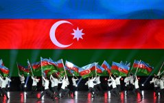 Prezident İlham Əliyev və Birinci xanım Mehriban Əliyeva Gəncədə III MDB Oyunlarının təntənəli açılış mərasimini izləyiblər (FOTO/VİDEO) (YENİLƏNİB-3)