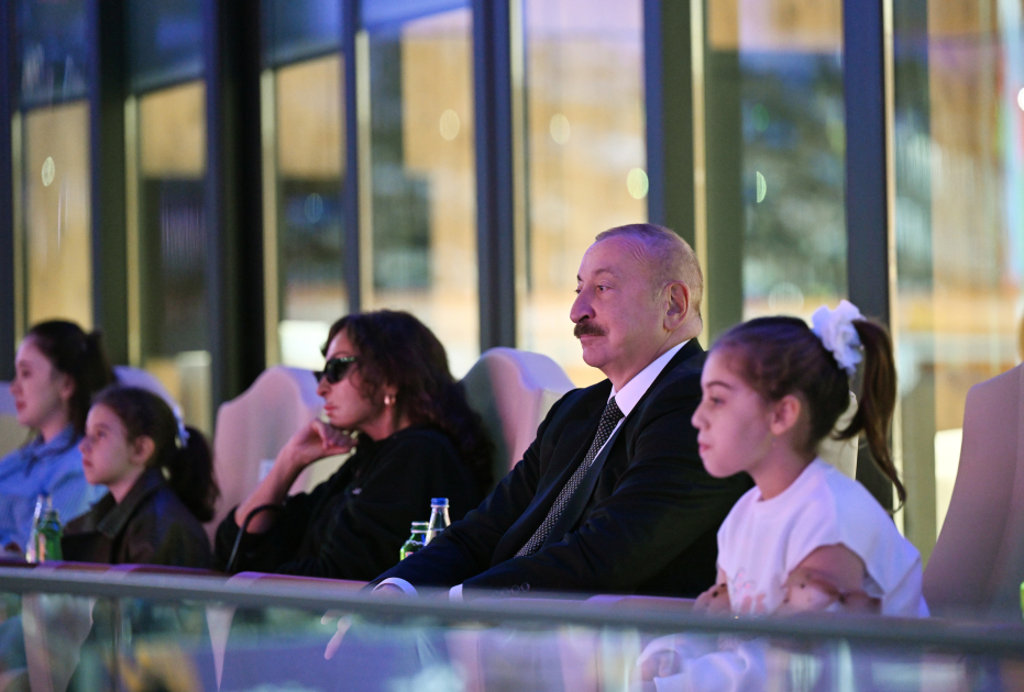 Prezident İlham Əliyev və Birinci xanım Mehriban Əliyevanın Gəncədə şəhid övladları ilə səmimi görüşü (FOTO/VİDEO)