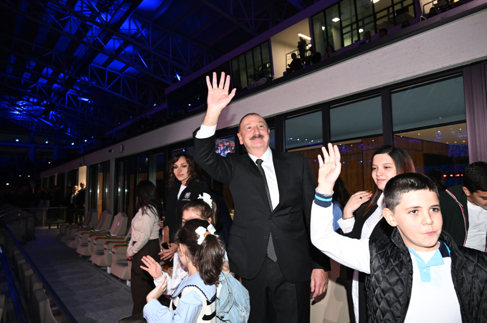 Prezident İlham Əliyev və Birinci xanım Mehriban Əliyevanın Gəncədə şəhid övladları ilə səmimi görüşü (FOTO/VİDEO)