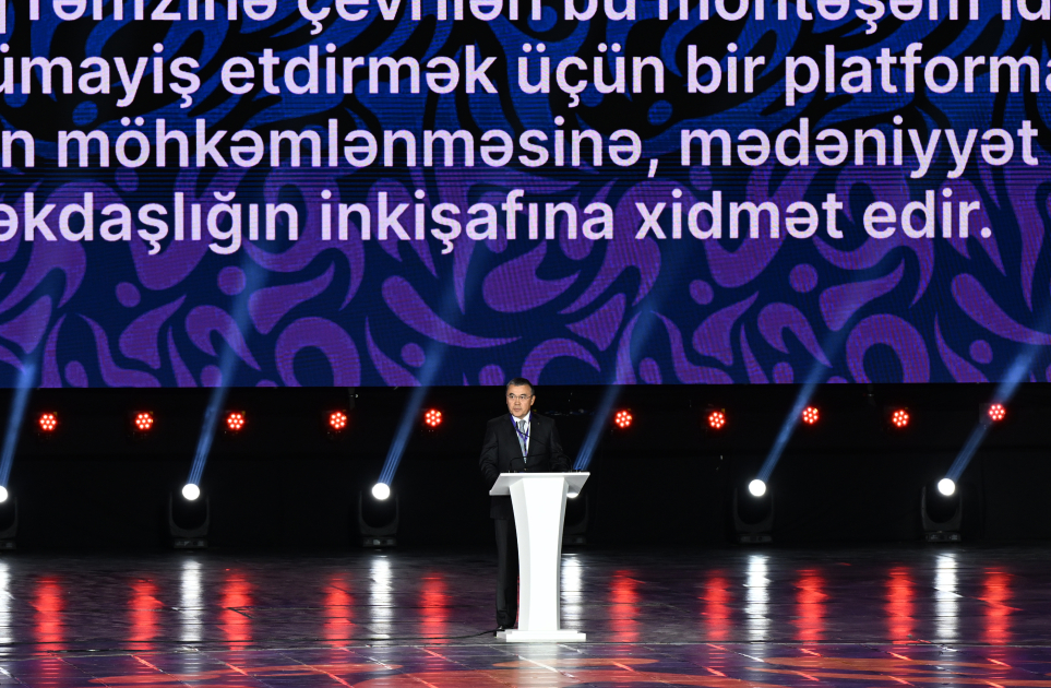 Gəncədə III MDB Oyunlarının açılış mərasimi keçirilir Prezident İlham Əliyev və Birinci xanım Mehriban Əliyeva tədbiri izləyiblər (FOTO)