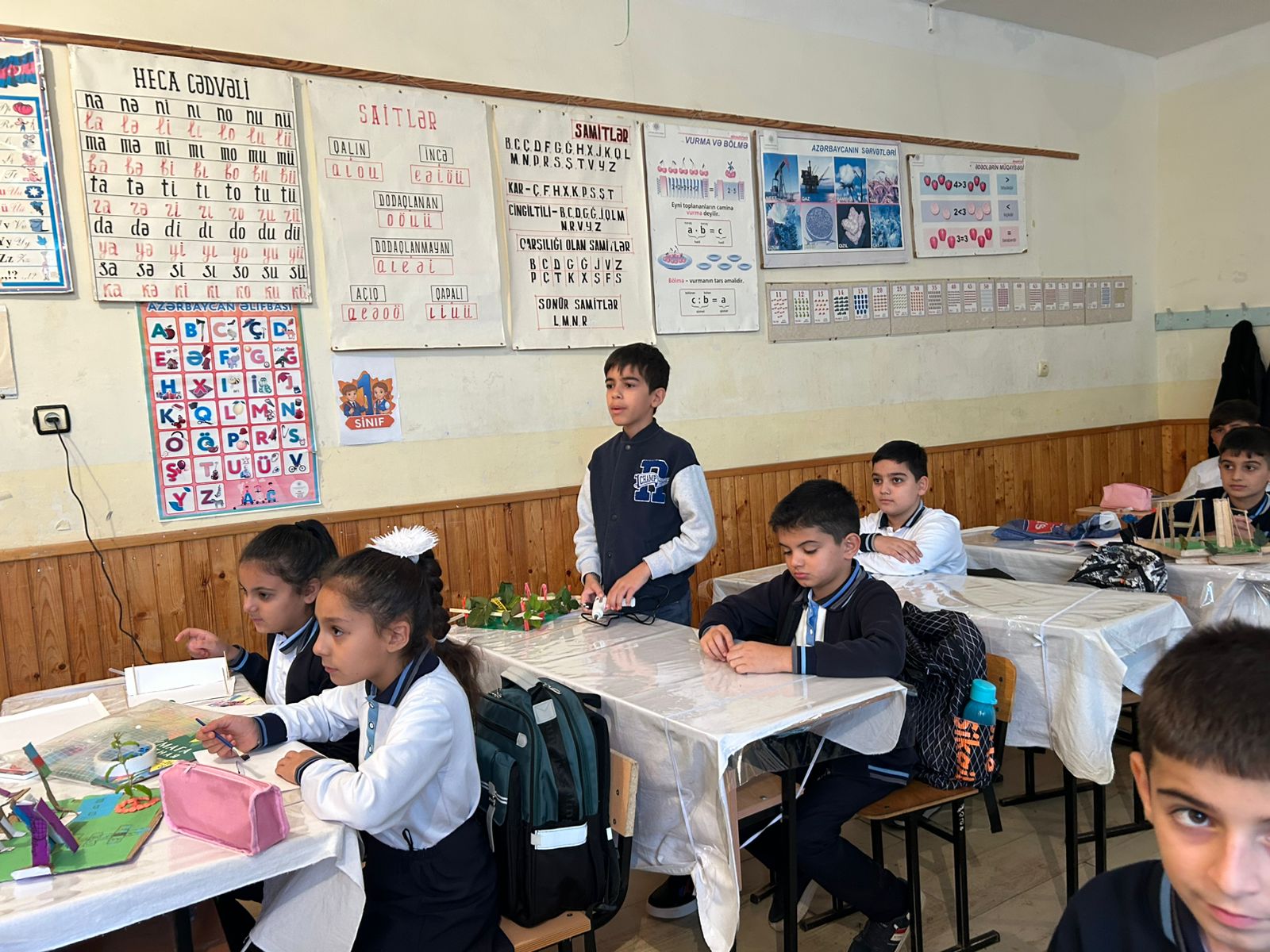 Zərdabda “Diqqət, uşaqlar!” adı altında hərəkətin təhlükəsizliyi aylığı keçirilir (FOTO)