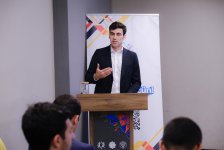 “Konstitusiya və Suverenlik İli” çərçivəsində elan olunmuş qrant müsabiqəsinin qalibləri ilə görüş keçirilib (FOTO)