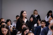 “Konstitusiya və Suverenlik İli” çərçivəsində elan olunmuş qrant müsabiqəsinin qalibləri ilə görüş keçirilib (FOTO)
