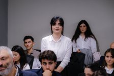 “Konstitusiya və Suverenlik İli” çərçivəsində elan olunmuş qrant müsabiqəsinin qalibləri ilə görüş keçirilib (FOTO)