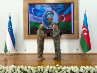 Azərbaycan və Özbəkistan hərbi qulluqçularının birgə komanda-qərargah təlimi başa çatıb (FOTO)