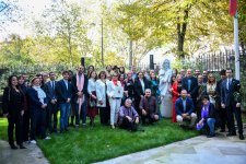 Parisdə Natəvanın yaradıcılığına həsr olunan ədəbi-musiqili məclis keçirilib (FOTO)