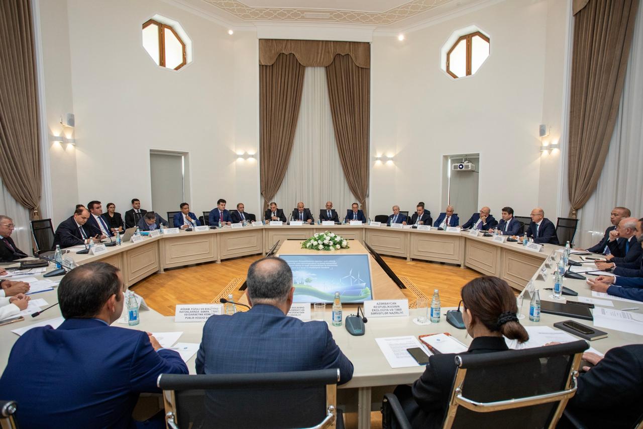 İşğaldan azad edilmiş ərazilərdə yaşıl enerji həlləri müzakirə olunub (FOTO)