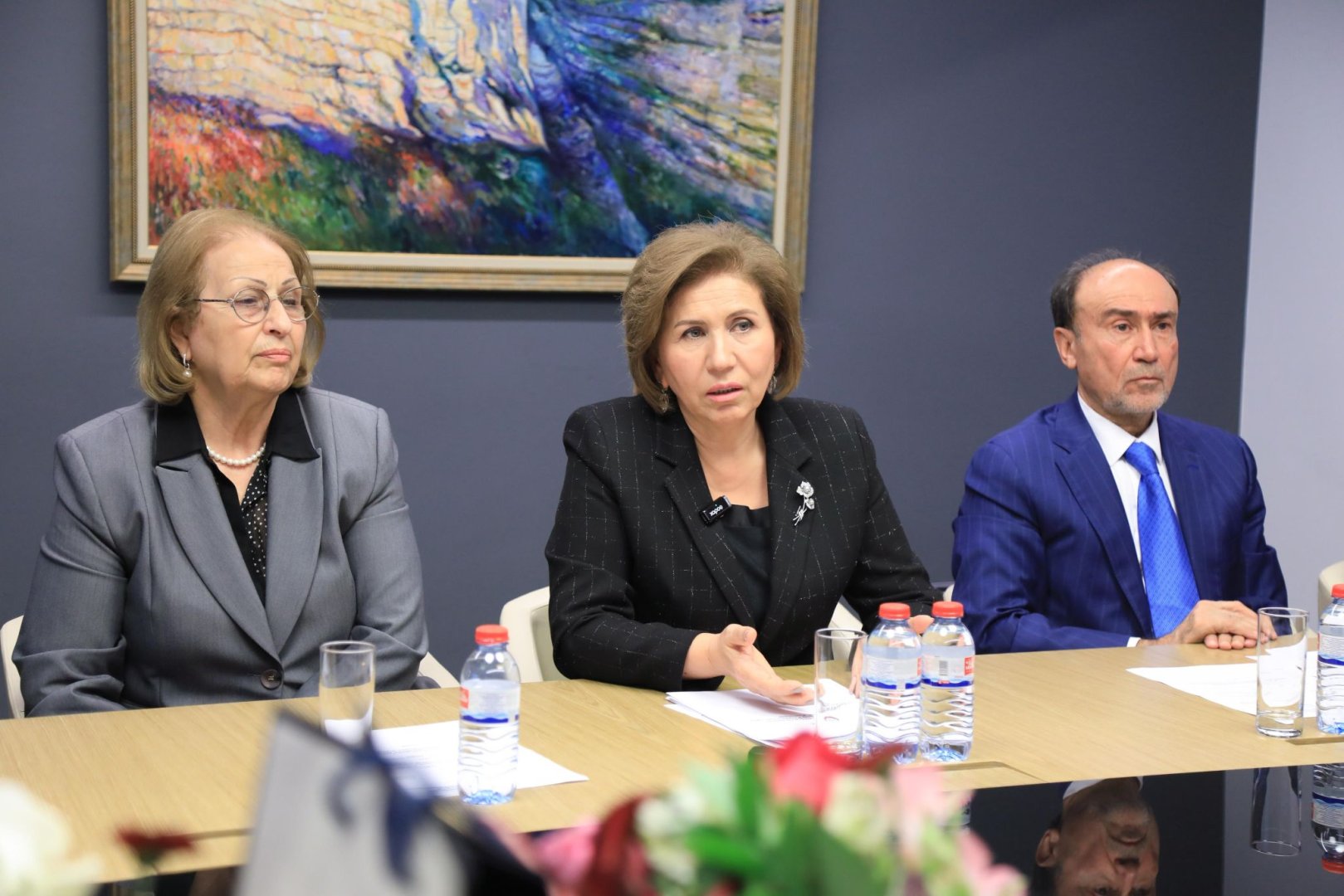 Universitetə qəbul olunmuş şəhid xanımları ilə görüş keçirilib (FOTO)