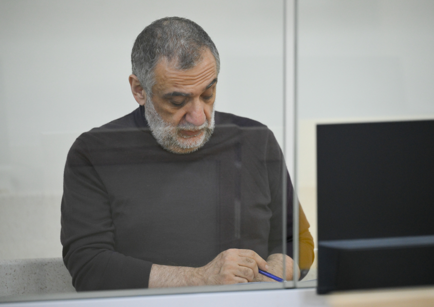 Ruben Vardanyanın məhkəməsində zərərçəkmişlərin hüquqi varislərinin və zərərçəkmiş şəxslərin ifadələri dinlənilib (FOTO)