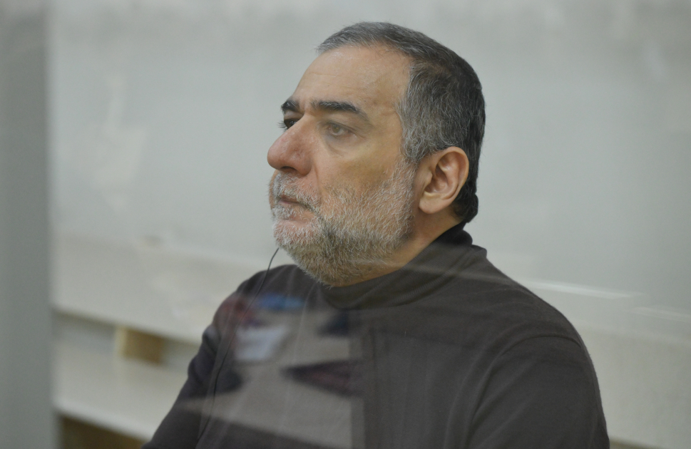 Ruben Vardanyanın məhkəməsində zərərçəkmişlərin hüquqi varislərinin və zərərçəkmiş şəxslərin ifadələri dinlənilib (FOTO)