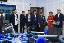 Özbəkistan nümayəndə heyəti Xəzər Media Mərkəzi ilə tanış olub (FOTO)