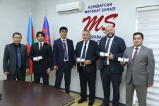 Özbəkistan Jurnalistlər İttifaqının sədri Mətbuat Şurasında olub (FOTO)