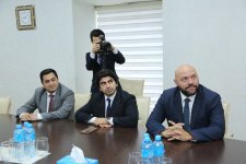 Özbəkistan Jurnalistlər İttifaqının sədri Mətbuat Şurasında olub (FOTO)