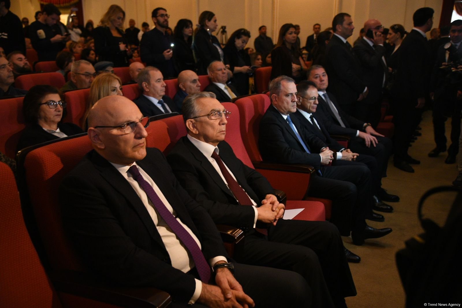 Əməkdar artist Cabir İmanovla vida mərasimi keçirilir (FOTO)