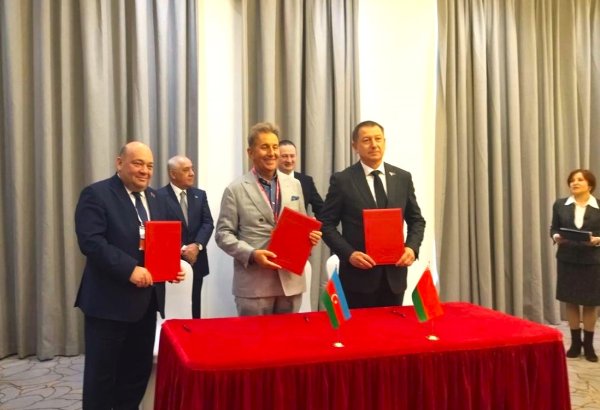 Belarusdan Azərbaycana kommunal və yanğınsöndürmə texnikası tədarük ediləcək (FOTO)