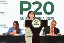 Sahibə Qafarova G20 ölkələrinin Parlament Sədrlərinin 11-ci Samitinin açılış mərasimində çıxış edib (FOTO)
