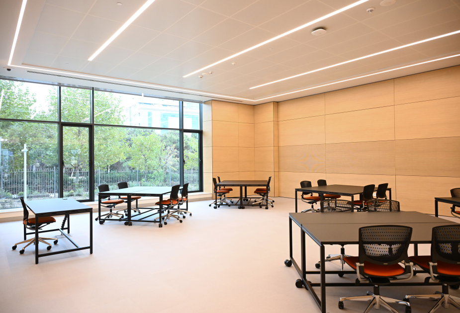 Prezident İlham Əliyev, Birinci xanım Mehriban Əliyeva və Prezident Sercio Mattarella Bakıda İtaliya-Azərbaycan Universitetinin ilk tədris korpuslarının açılışını ediblər (FOTO/VİDEO) (YENİLƏNİB)