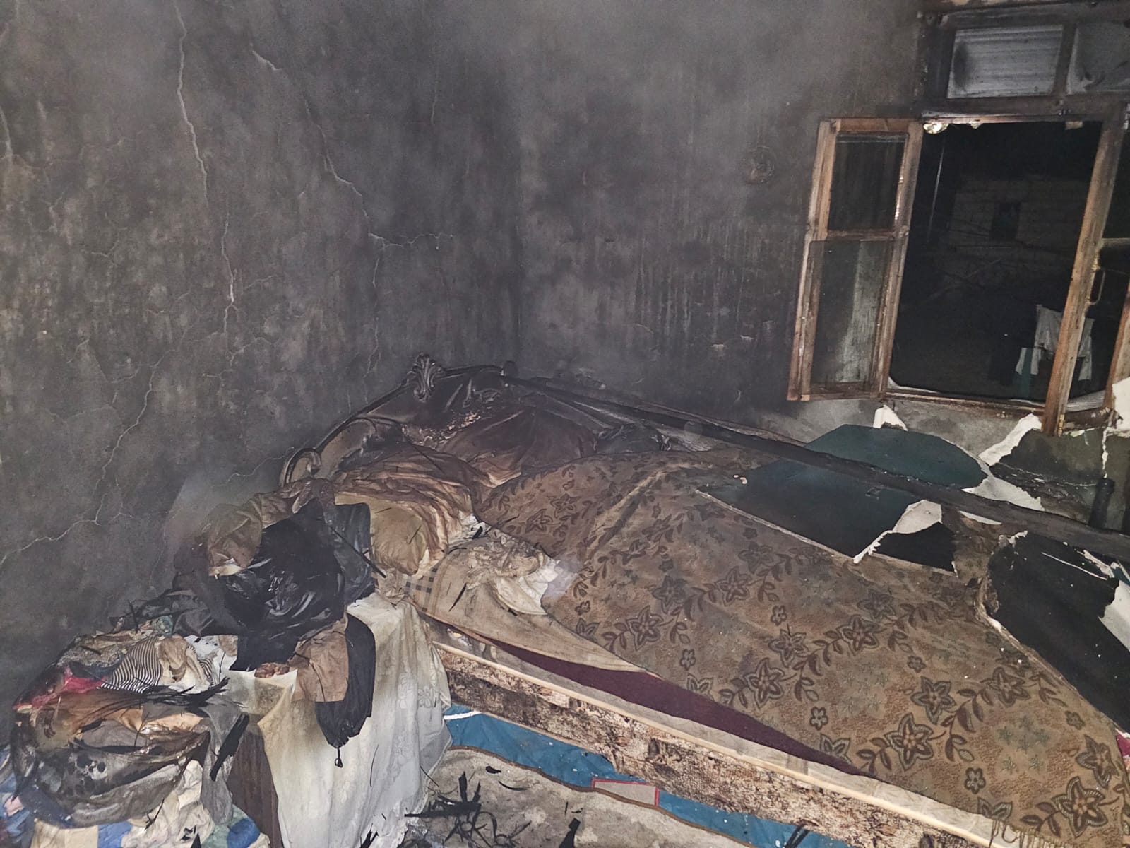 Ağdamda 3 otaqlı evdə yanğın baş verib (FOTO)