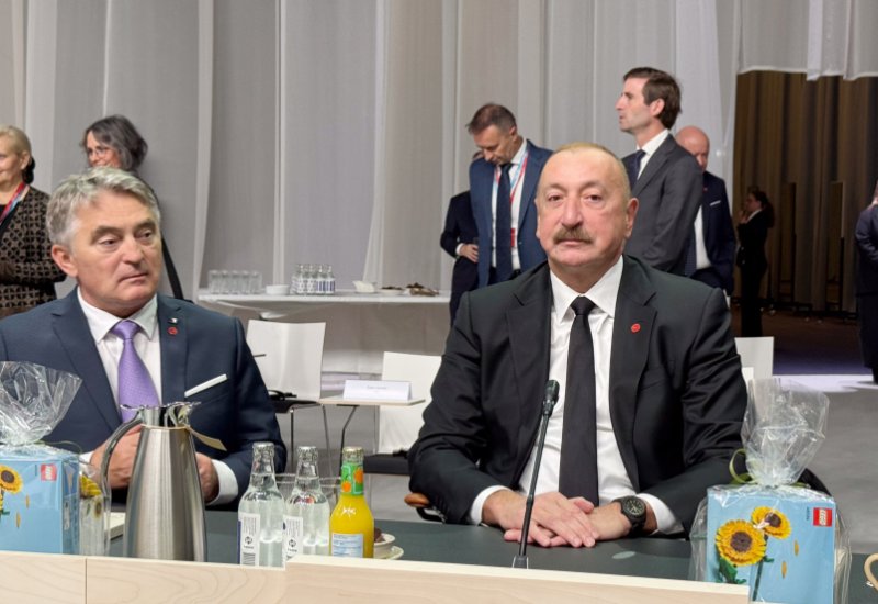 Prezident İlham Əliyev “Avropa Siyasi Birliyi”nin 7-ci Zirvə toplantısının açılış plenar sessiyasında iştirak edib (FOTO)