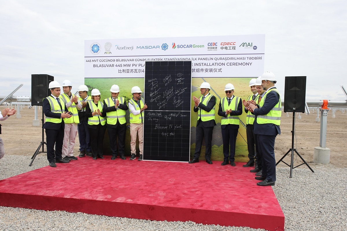 Biləsuvarda günəş enerjisi layihəsi üzrə yeni mərhələyə start verilib (FOTO)