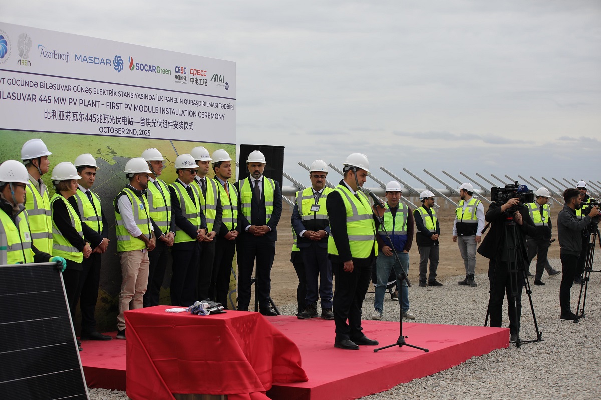 Biləsuvarda günəş enerjisi layihəsi üzrə yeni mərhələyə start verilib (FOTO)
