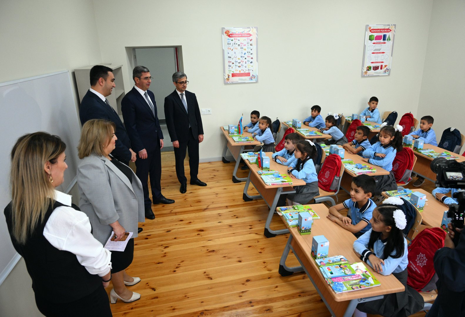 Xəzər rayonunda da yeni məktəb binası istifadəyə verildi (FOTO)