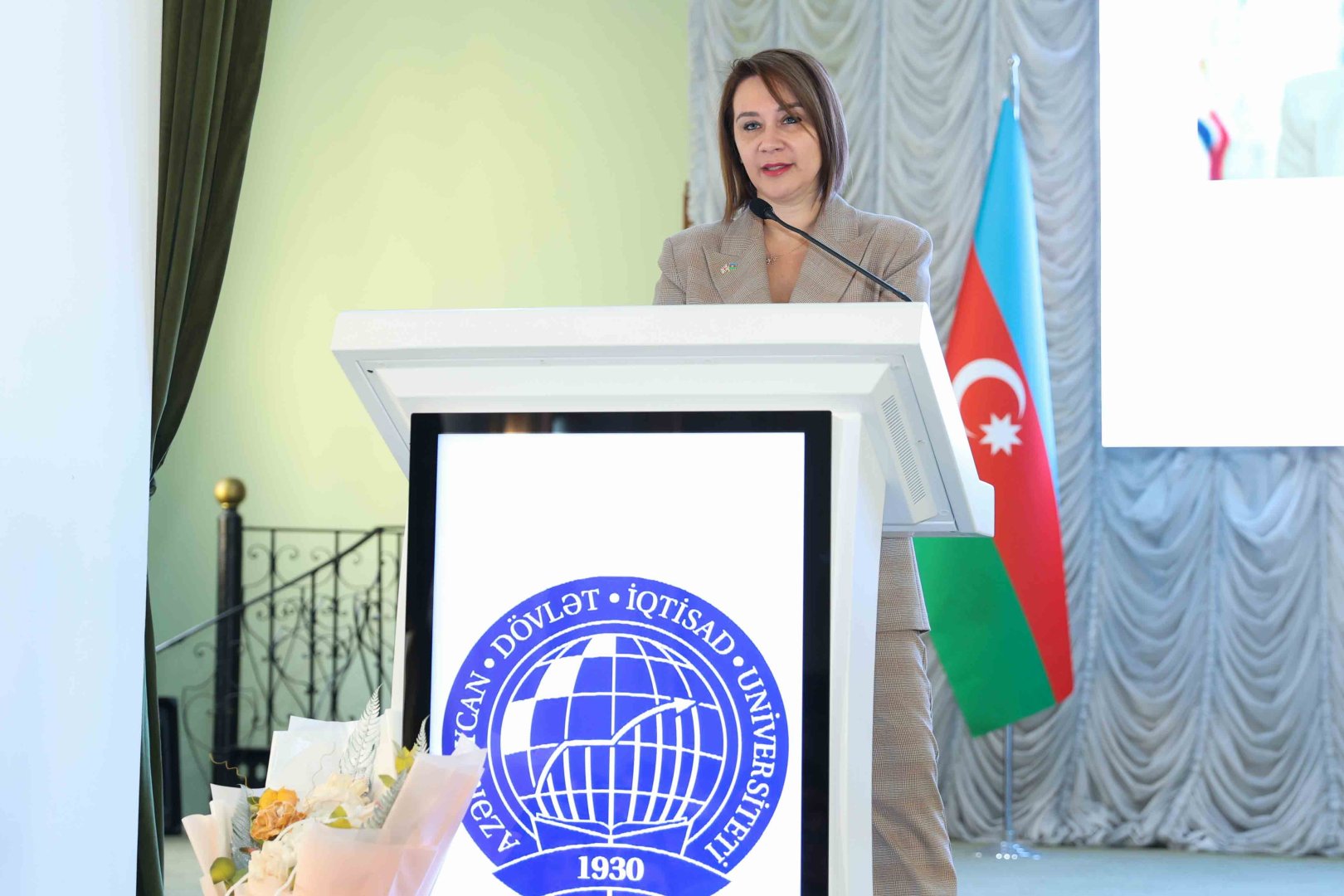 UNEC-də inklüziv ali təhsilə həsr olunan beynəlxalq konfrans keçirilir (FOTO)