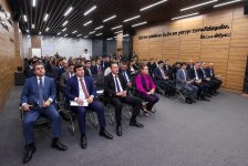 Tikinti sektoru ilə bağlı dövlət qurumlarının və sahibkarların iştirakı ilə ictimai müzakirə təşkil olunub (FOTO)