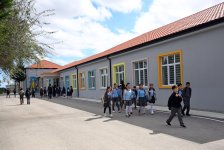 Xəzər rayonunda da yeni məktəb binası istifadəyə verildi (FOTO)