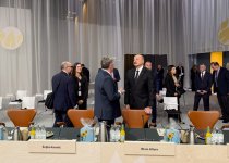Prezident İlham Əliyev “Avropa Siyasi Birliyi”nin 7-ci Zirvə toplantısının açılış plenar sessiyasında iştirak edib (FOTO)
