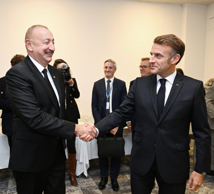 Prezident İlham Əliyevin Kopenhagendə Fransa Prezidenti ilə görüşü olub (FOTO) (YENİLƏNİB)