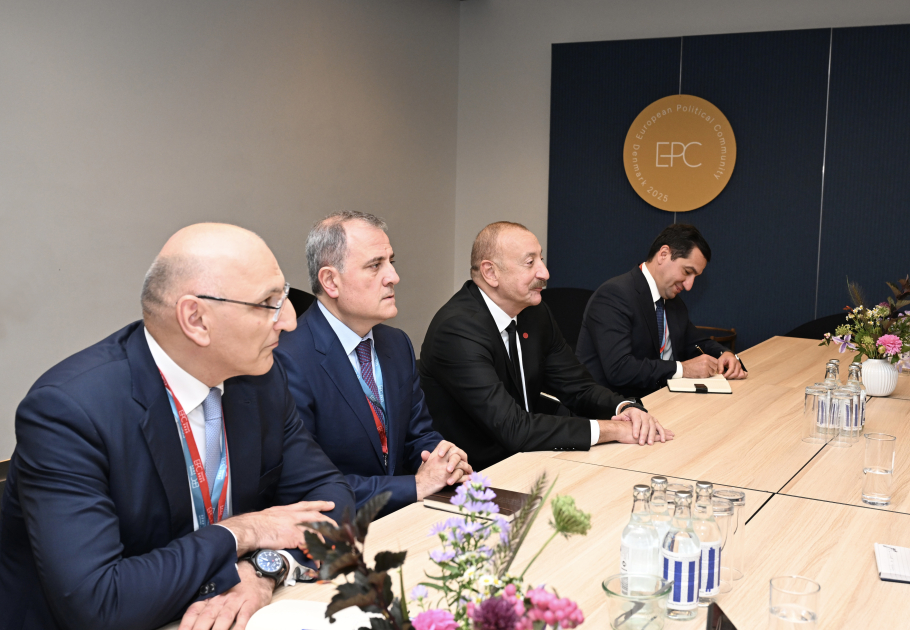 Prezident İlham Əliyevin Kopenhagendə Ukrayna Prezidenti ilə görüşü olub (FOTO/VİDEO) (YENİLƏNİB)