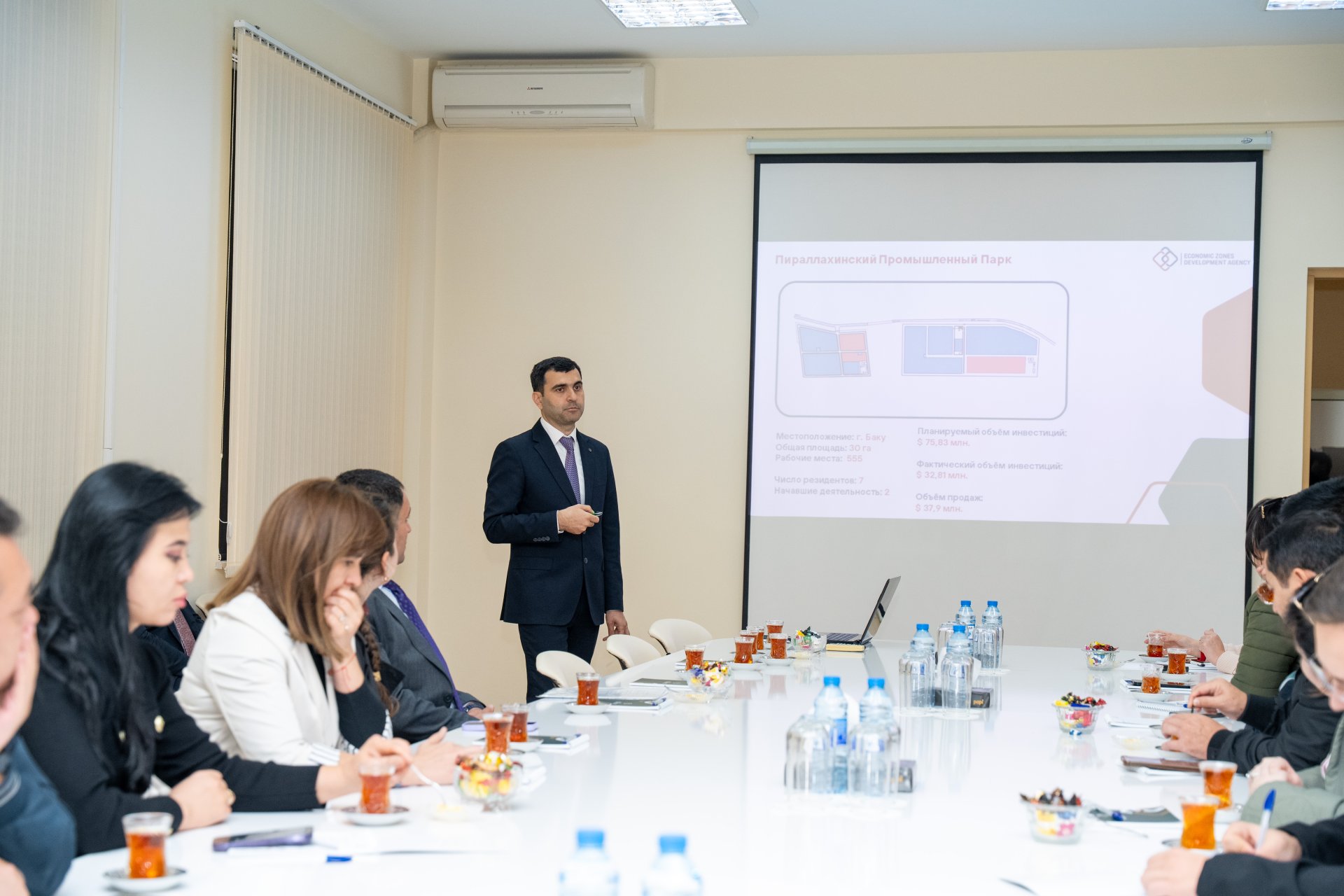 Özbəkistan nümayəndə heyəti üçün növbəti mediatur təşkil olunub (FOTO)